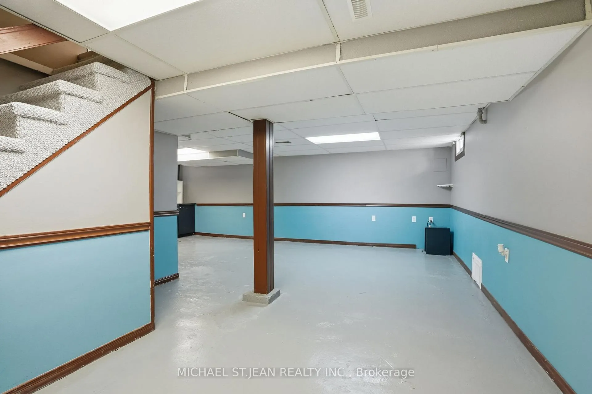 Photo 23 of 176 Adair Avenue N, Hamilton, McQuesten — HOMEH