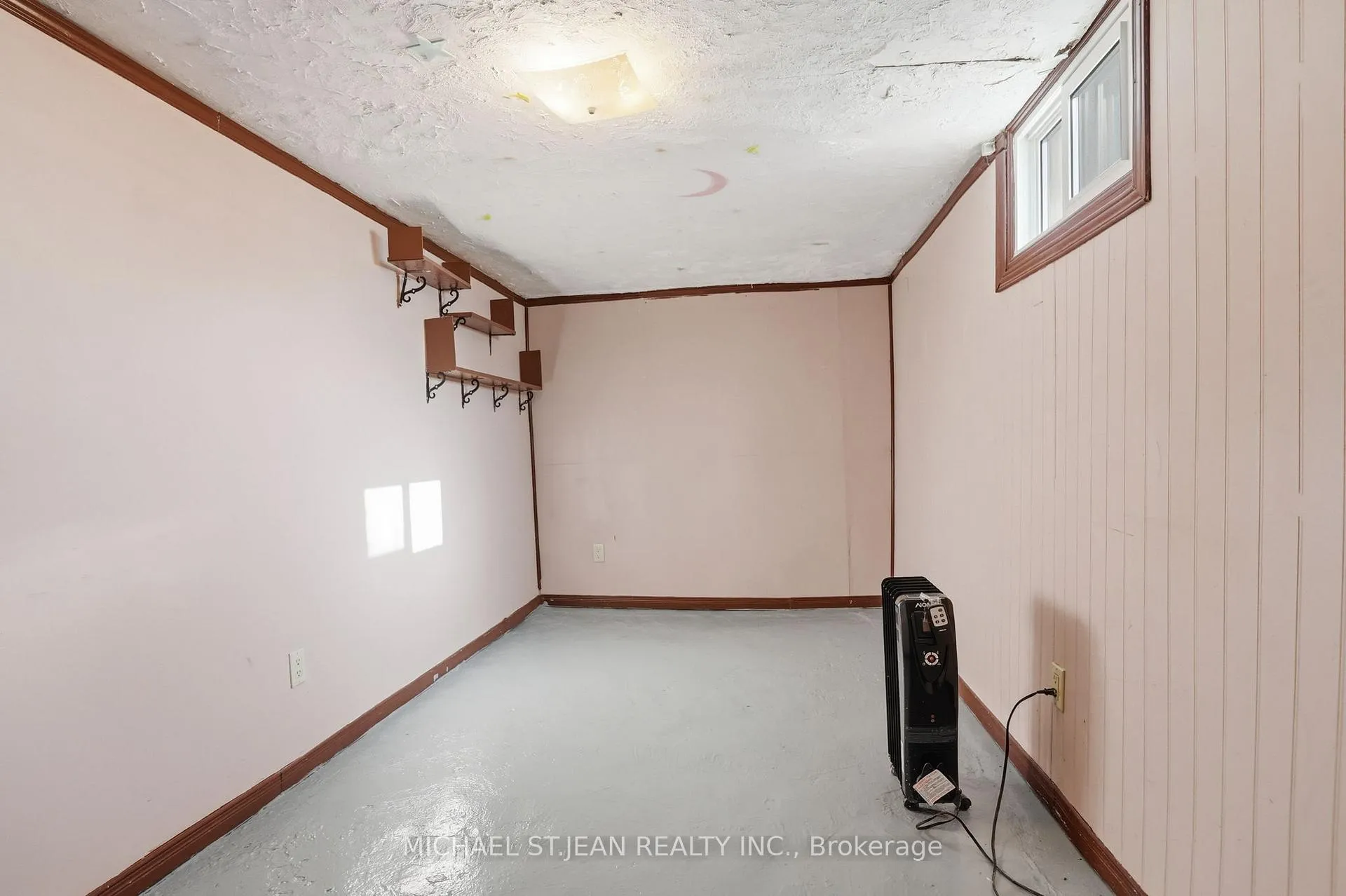 Photo 28 of 176 Adair Avenue N, Hamilton, McQuesten — HOMEH