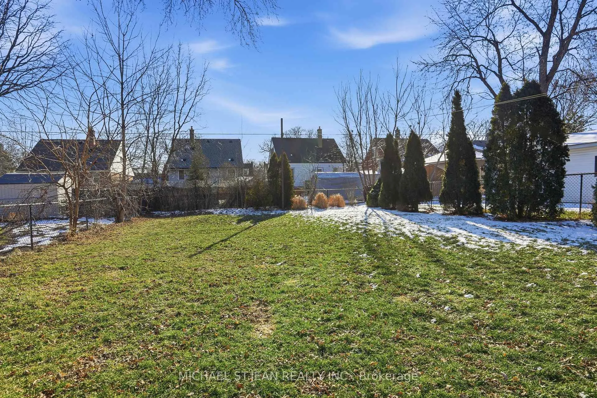 Photo 37 of 176 Adair Avenue N, Hamilton, McQuesten — HOMEH