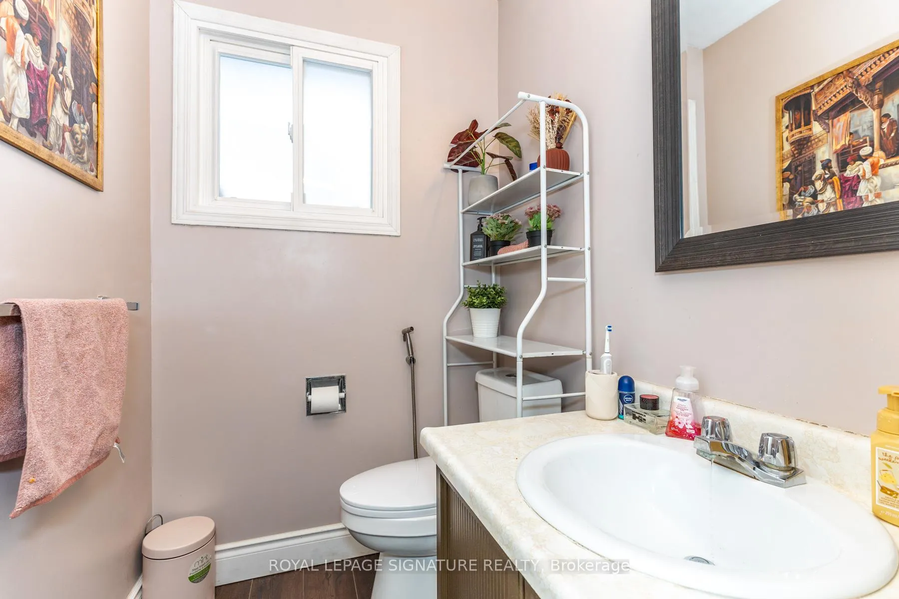 Photo 17 of Unit 36, 700 Harmony Road, Oshawa, Pinecrest — HOMEH