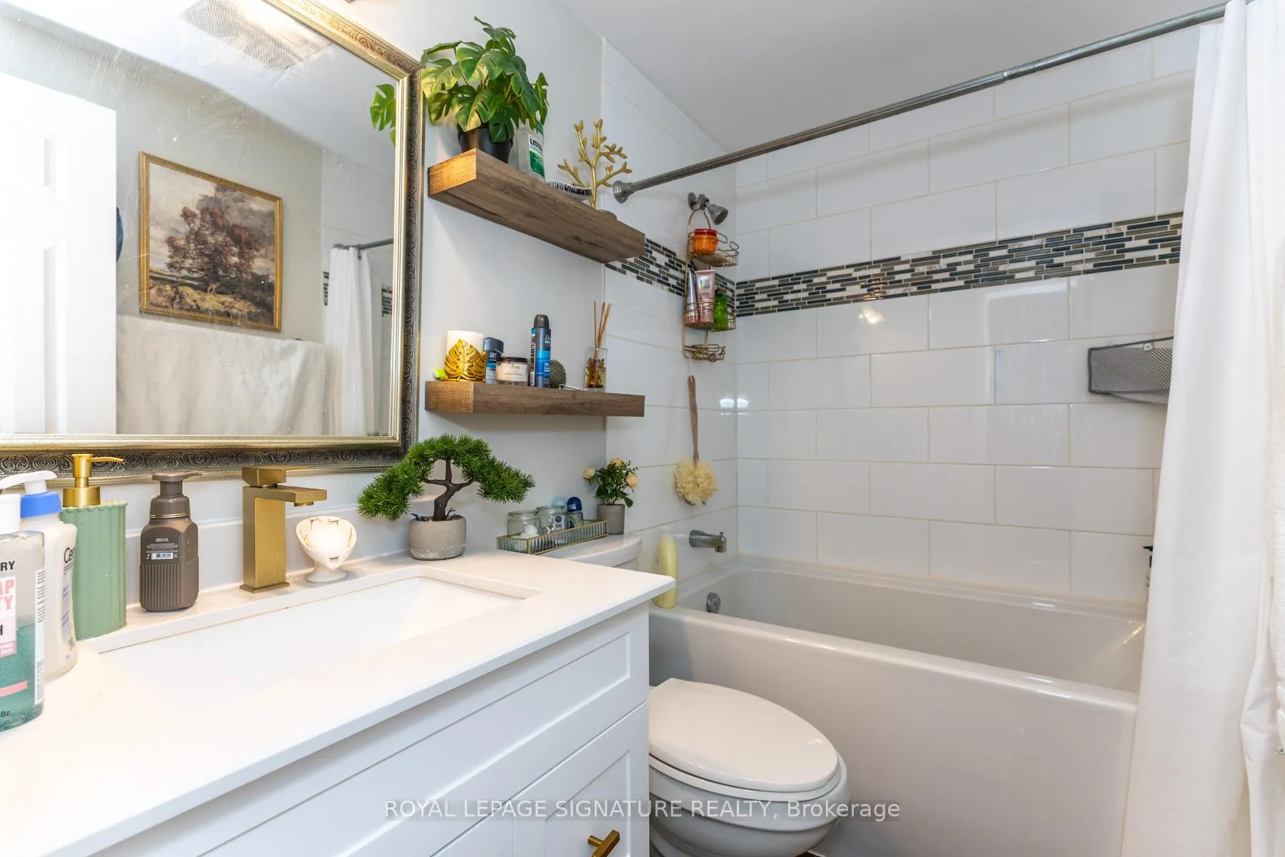 Photo 23 of Unit 36, 700 Harmony Road, Oshawa, Pinecrest — HOMEH