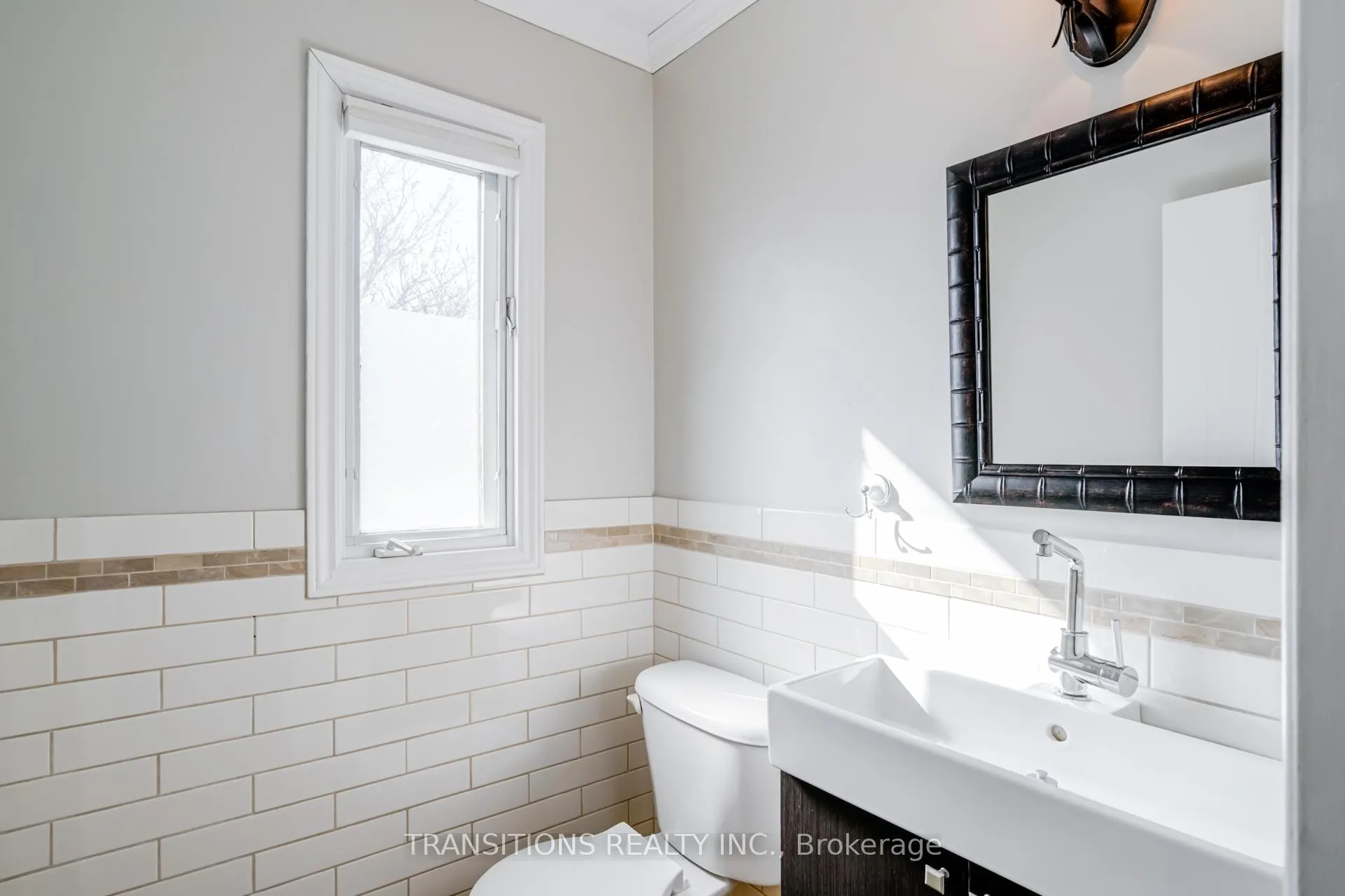 Photo 13 of 37 Galbraith Court, Clarington, Bowmanville — HOMEH