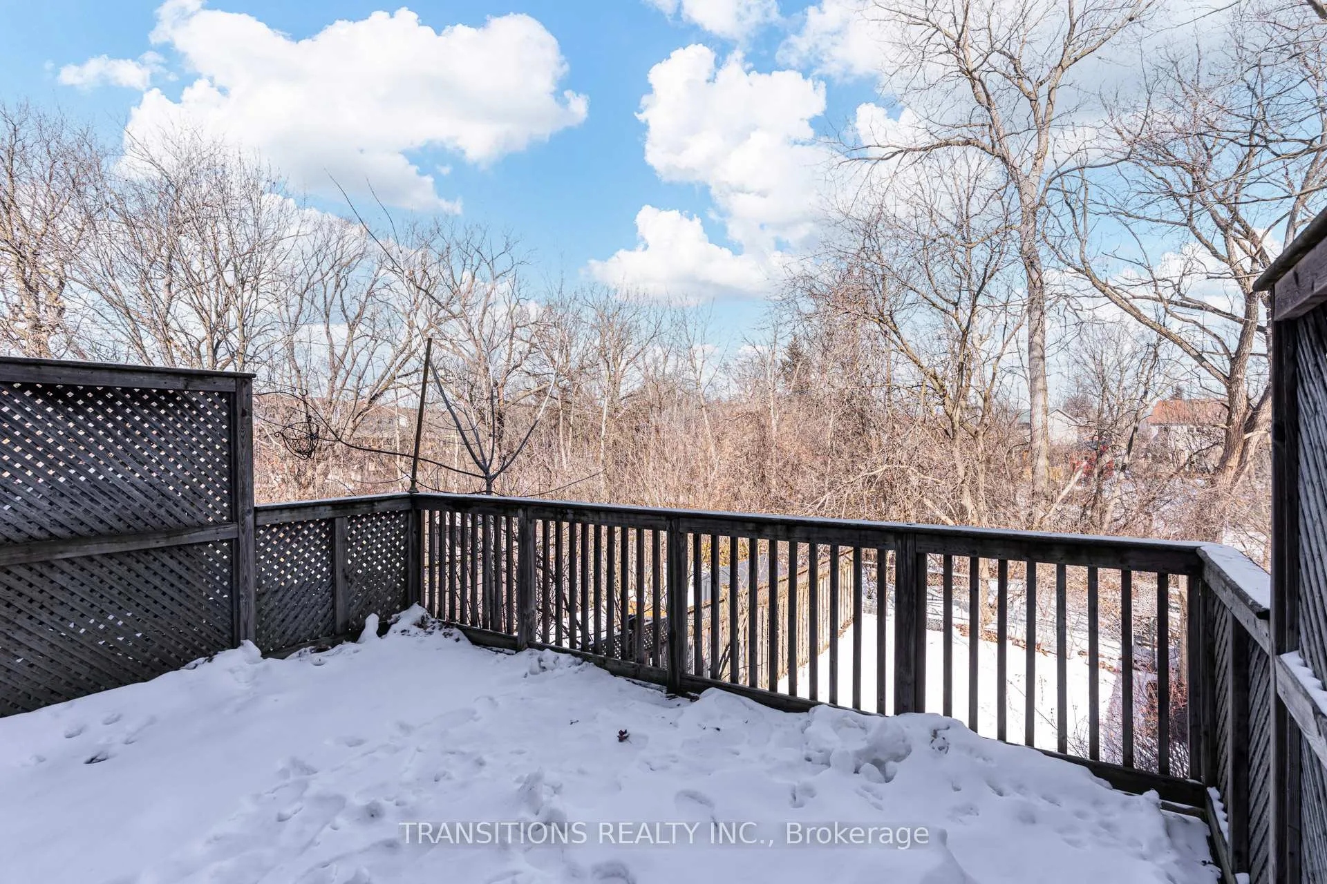 Photo 31 of 37 Galbraith Court, Clarington, Bowmanville — HOMEH