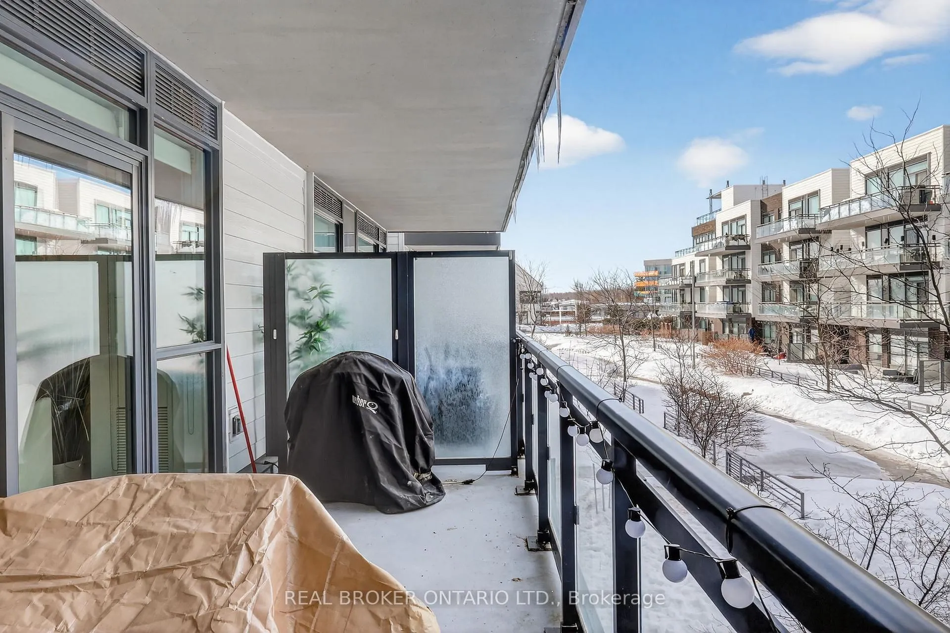 Photo 15 of Unit D233, 333 Sea Ray Avenue, Innisfil, Rural Innisfil — HOMEH