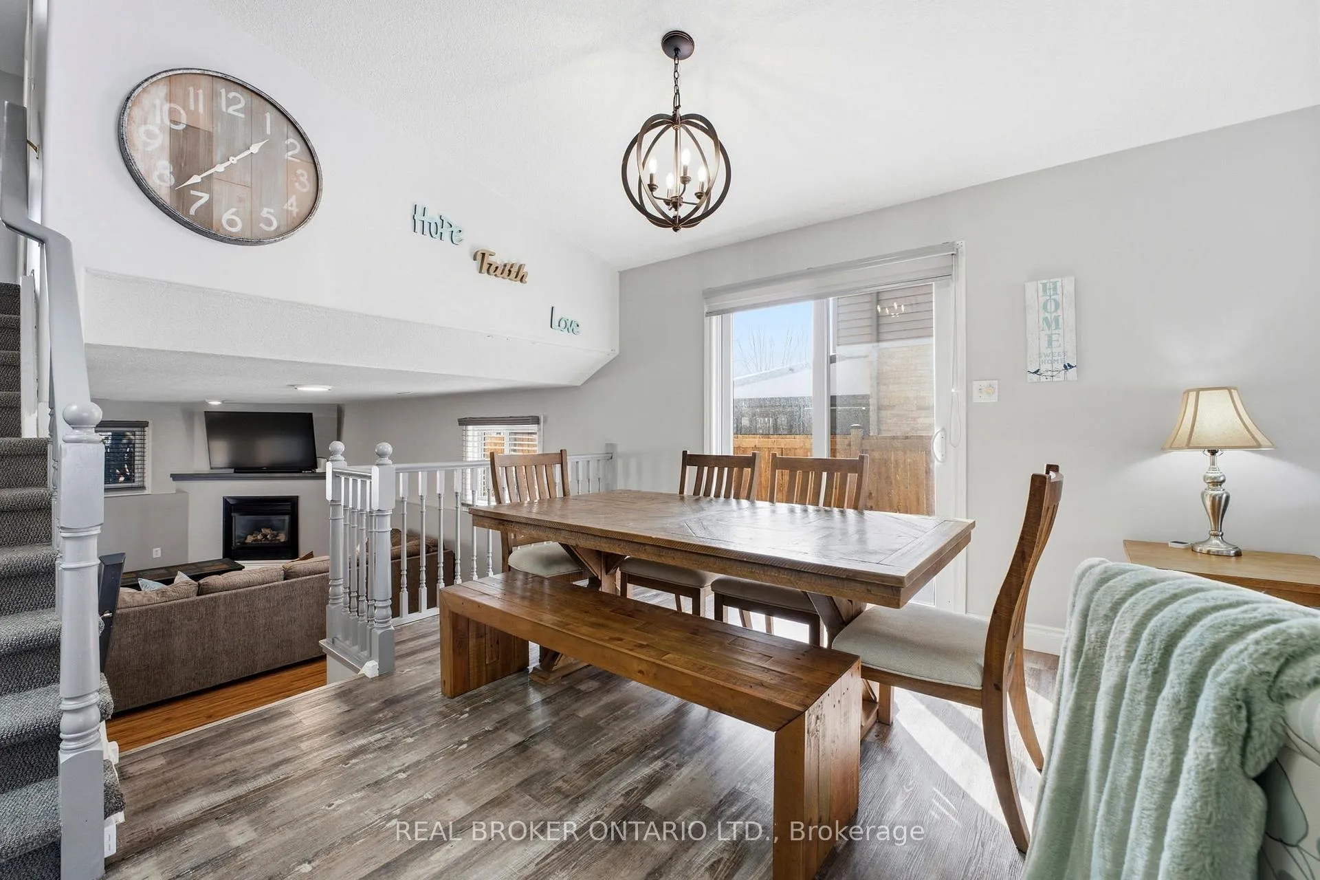Photo 8 of 25 bitternut Place, Woolwich — HOMEH