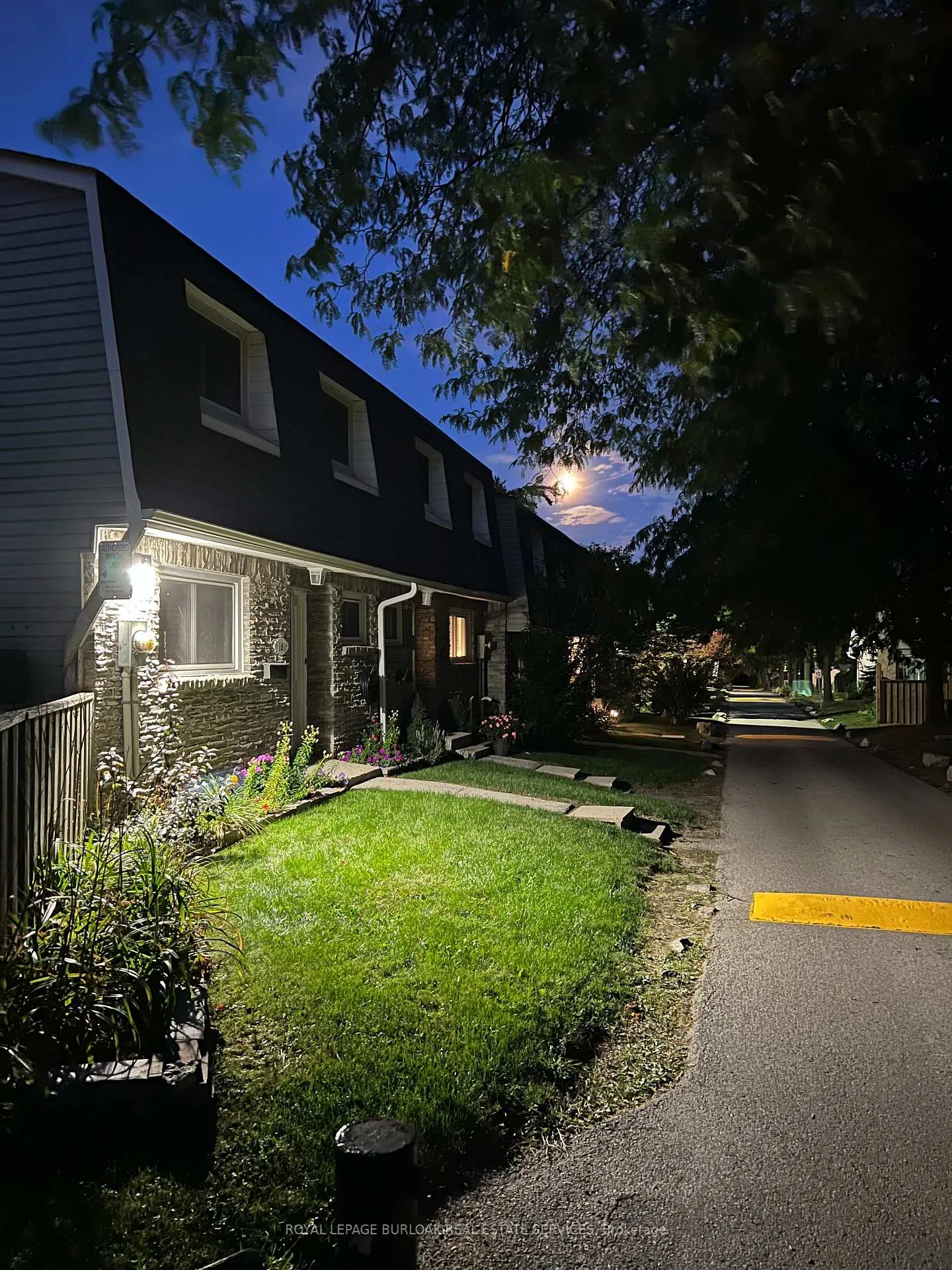 Photo 22 of Unit 168, 2050 Upper Middle Road, Burlington, Brant Hills — HOMEH