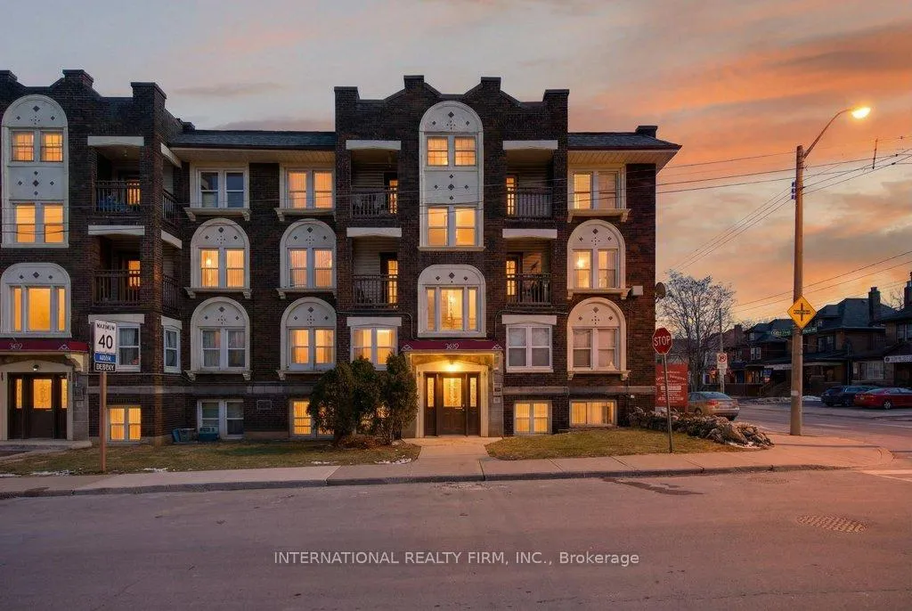 Photo 1 of Unit 1, 109 Balsam Avenue S, Hamilton, Stipley — HOMEH