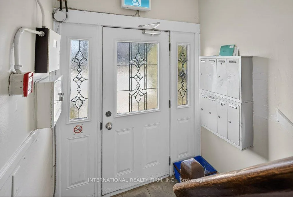 Photo 7 of Unit 1, 109 Balsam Avenue S, Hamilton, Stipley — HOMEH