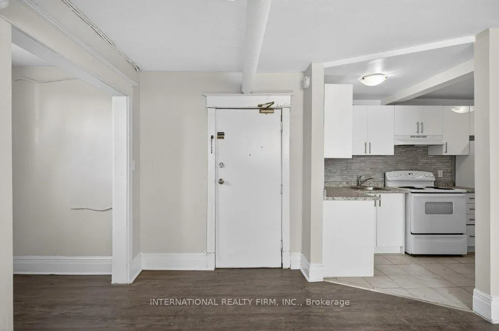 Photo 9 of Unit 1, 109 Balsam Avenue S, Hamilton, Stipley — HOMEH