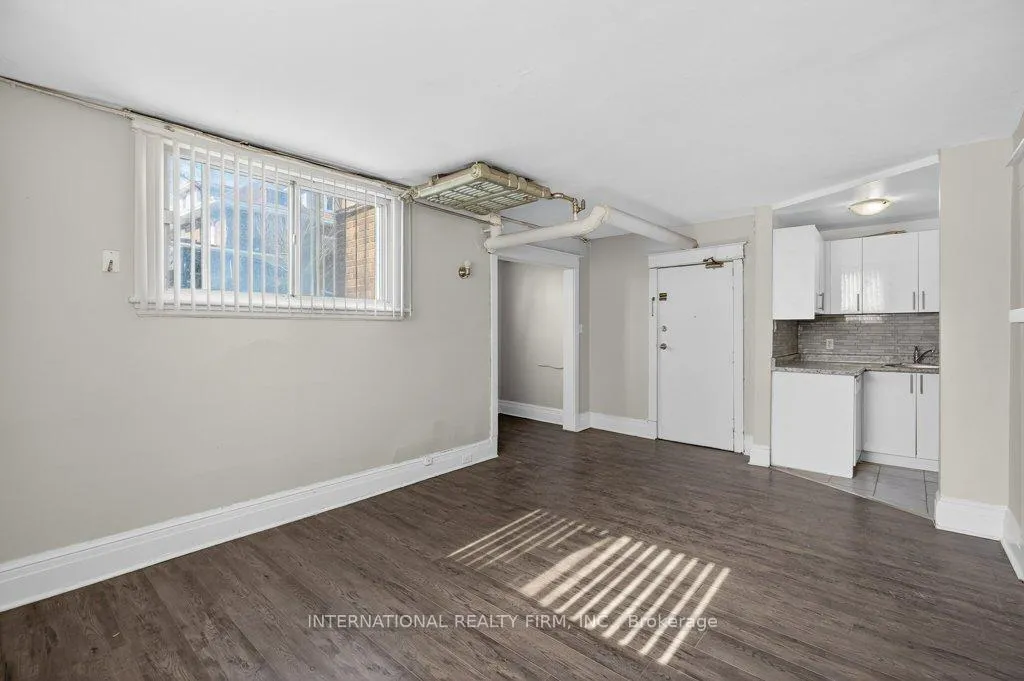 Photo 12 of Unit 1, 109 Balsam Avenue S, Hamilton, Stipley — HOMEH