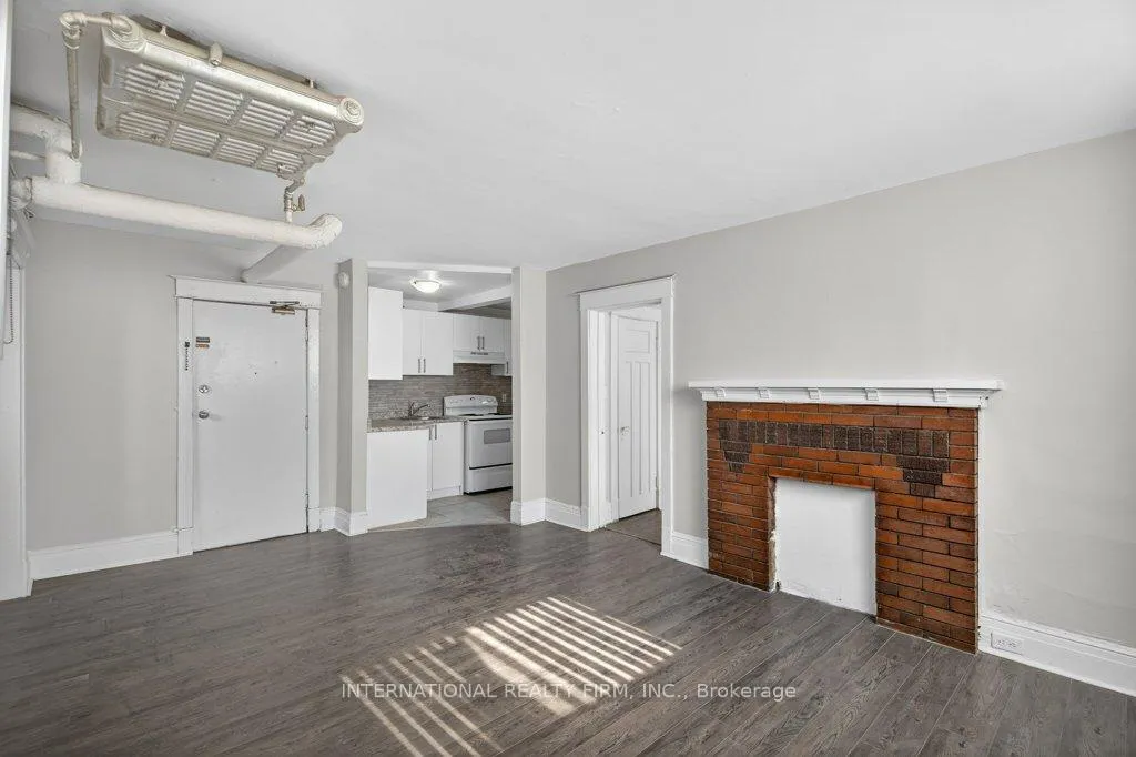 Photo 13 of Unit 1, 109 Balsam Avenue S, Hamilton, Stipley — HOMEH