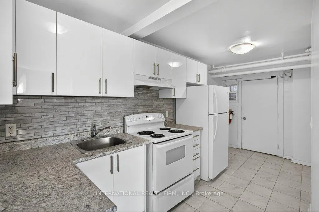 Photo 15 of Unit 1, 109 Balsam Avenue S, Hamilton, Stipley — HOMEH