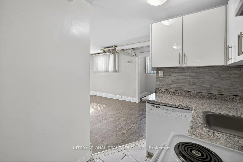 Photo 20 of Unit 1, 109 Balsam Avenue S, Hamilton, Stipley — HOMEH