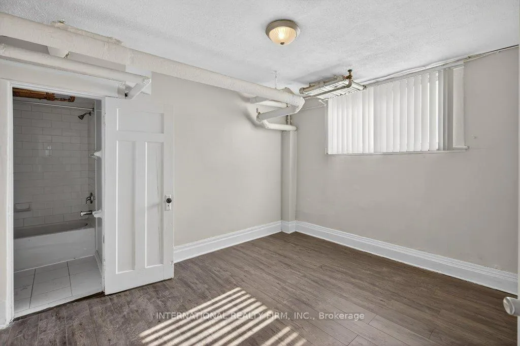 Photo 21 of Unit 1, 109 Balsam Avenue S, Hamilton, Stipley — HOMEH