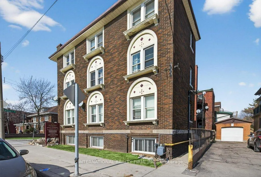 Photo 27 of Unit 1, 109 Balsam Avenue S, Hamilton, Stipley — HOMEH