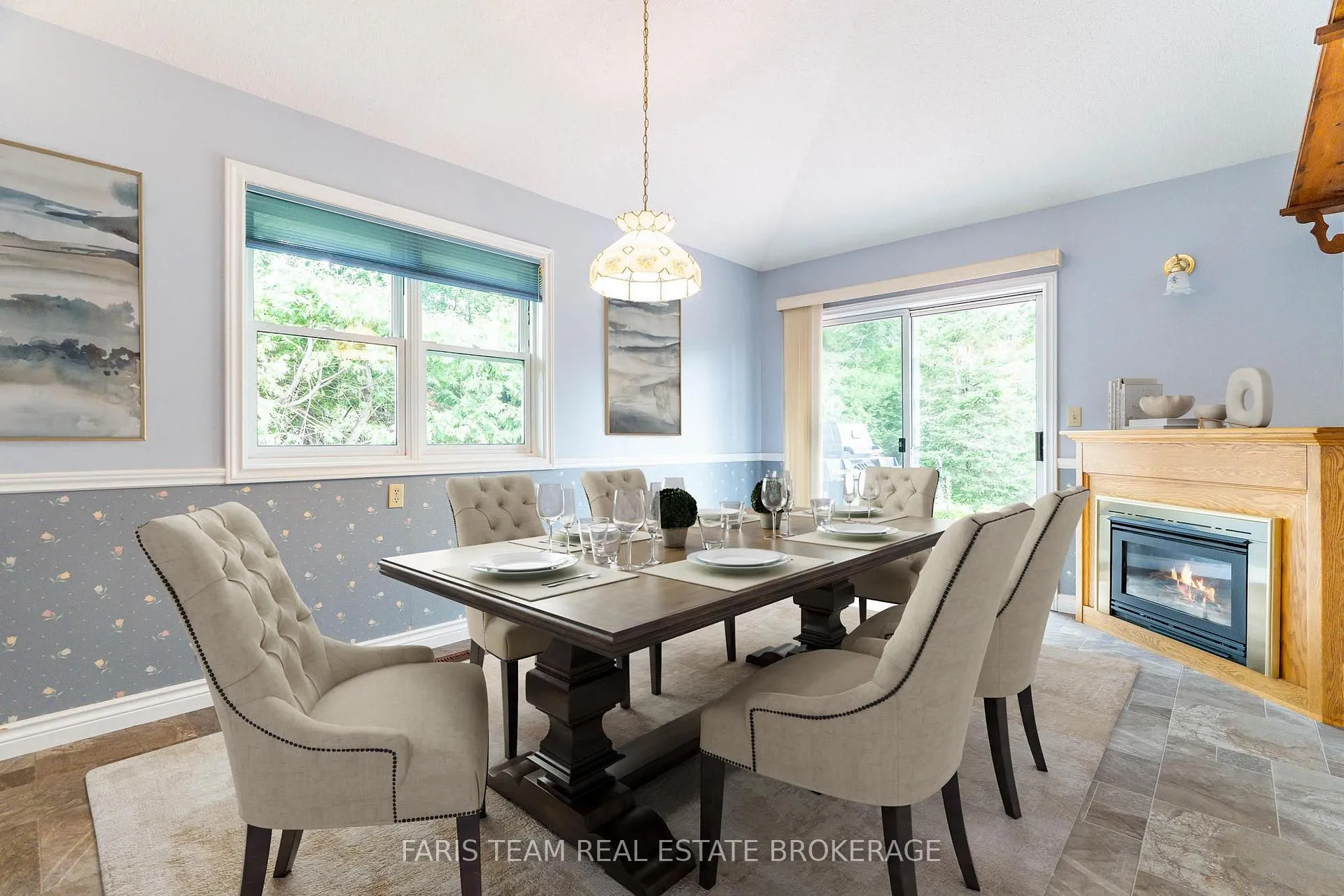 Photo 11 of 53 Maple Drive, Orillia — HOMEH