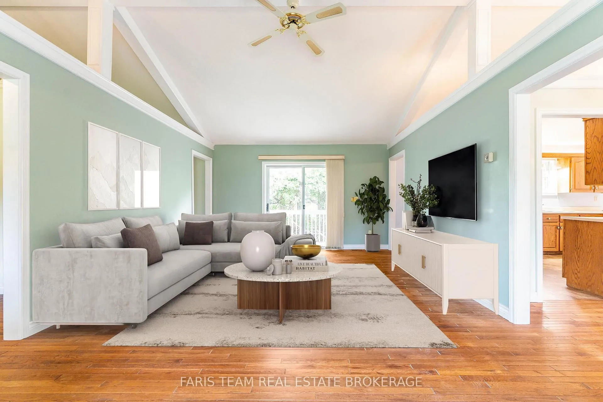 Photo 16 of 53 Maple Drive, Orillia — HOMEH