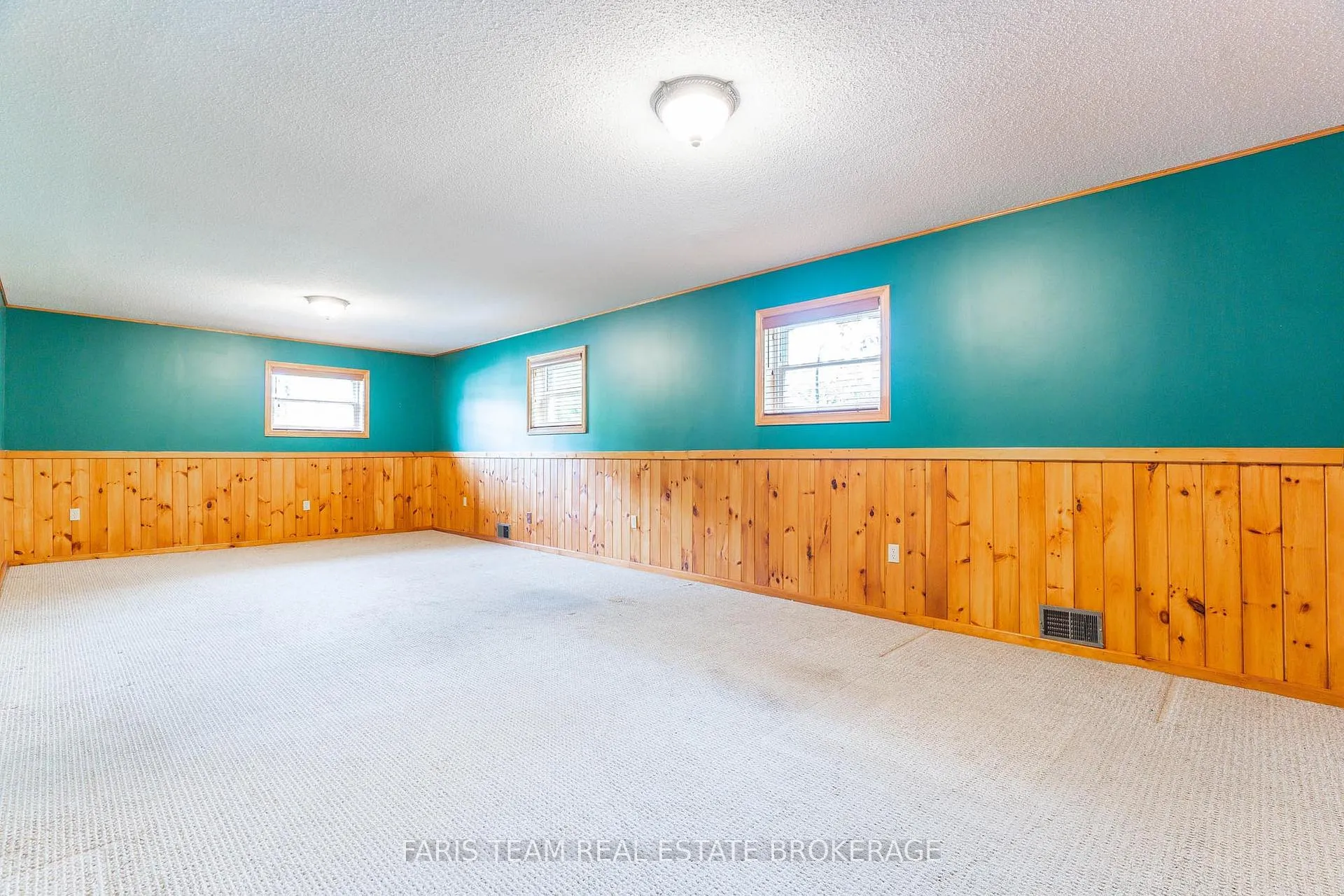 Photo 30 of 53 Maple Drive, Orillia — HOMEH