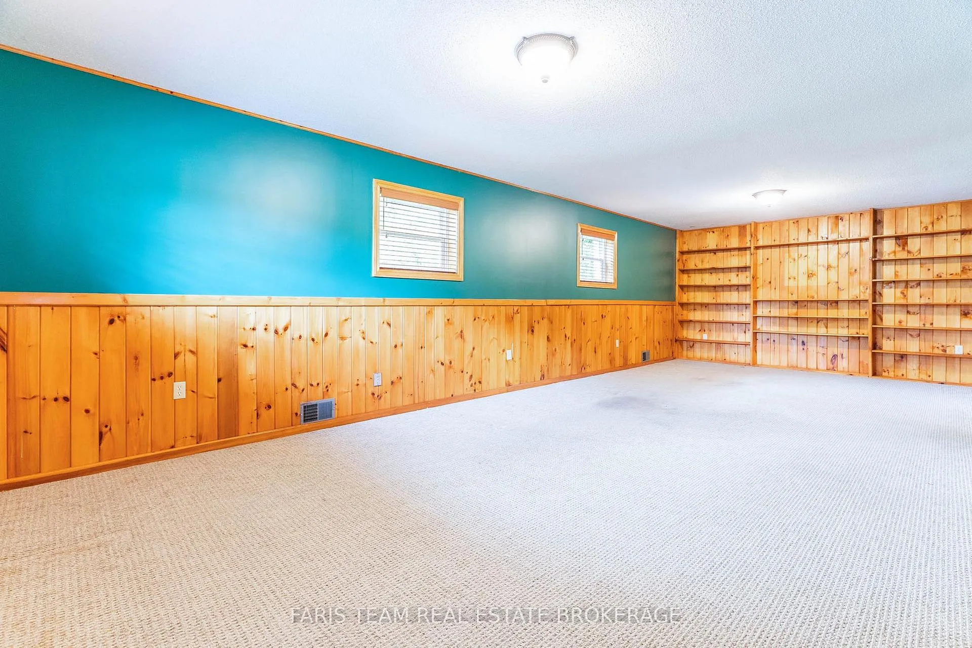 Photo 32 of 53 Maple Drive, Orillia — HOMEH