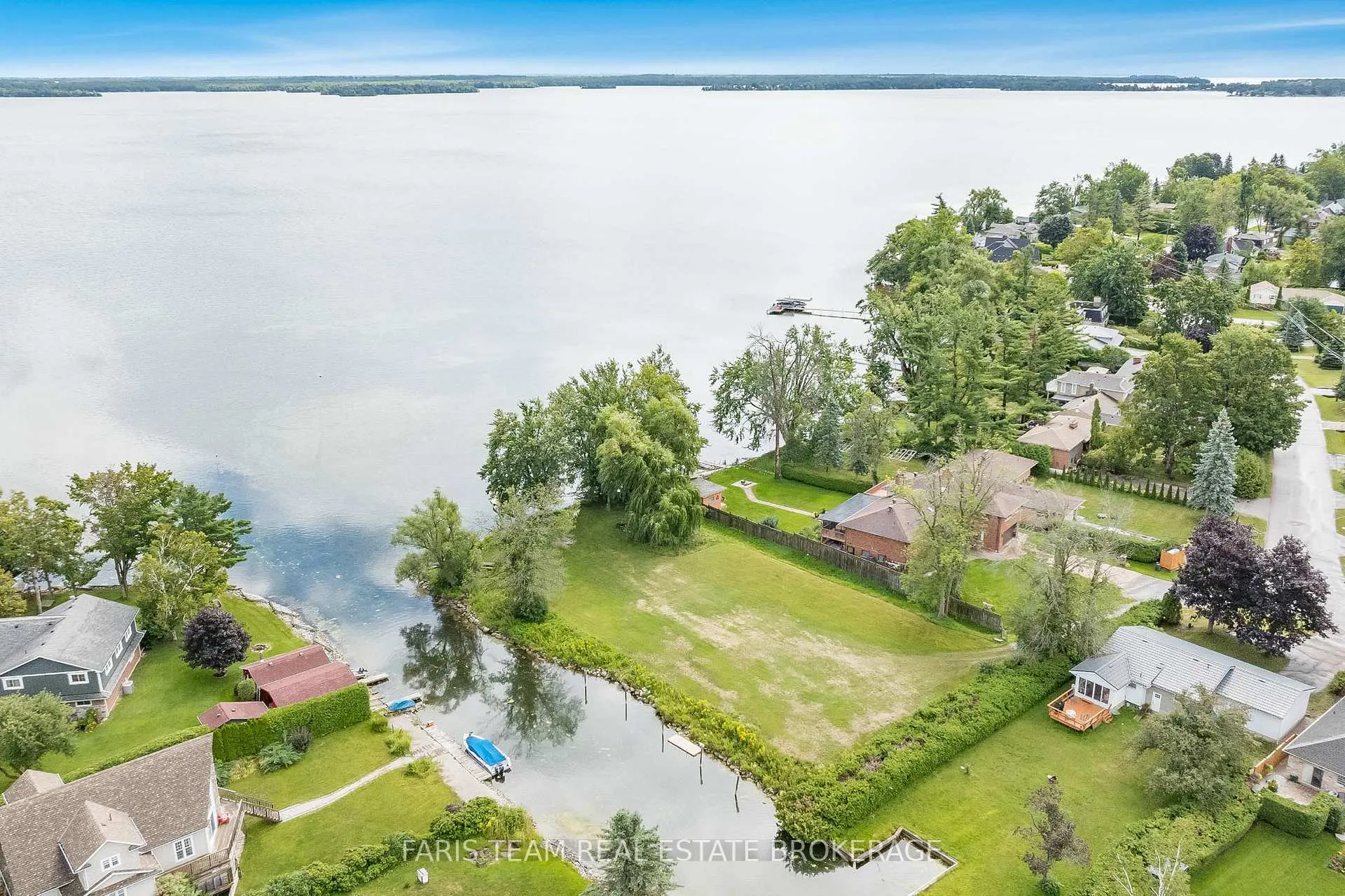 Photo 43 of 53 Maple Drive, Orillia — HOMEH