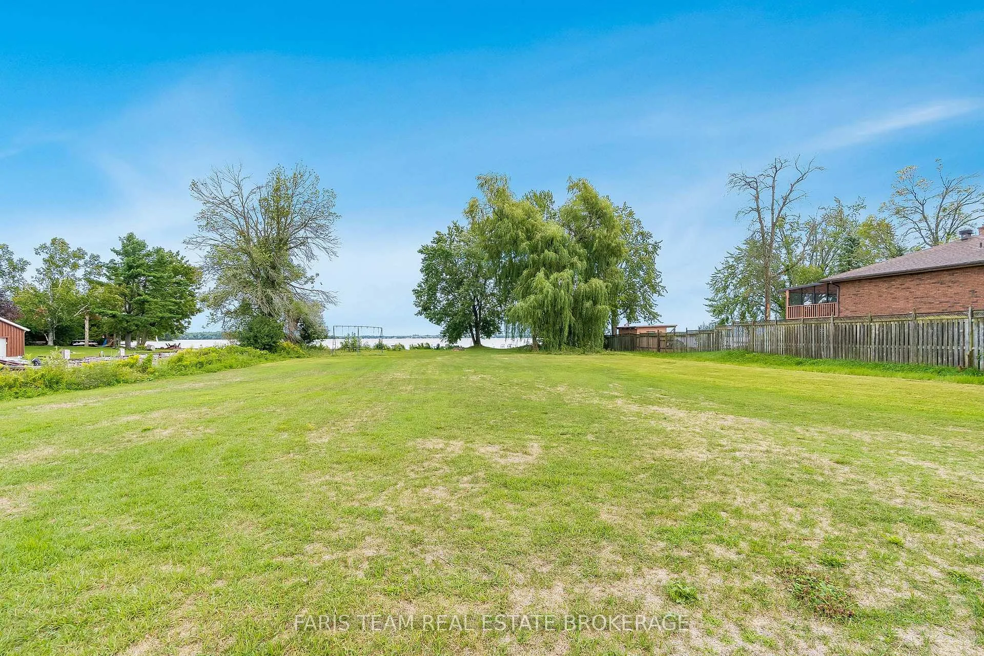 Photo 44 of 53 Maple Drive, Orillia — HOMEH