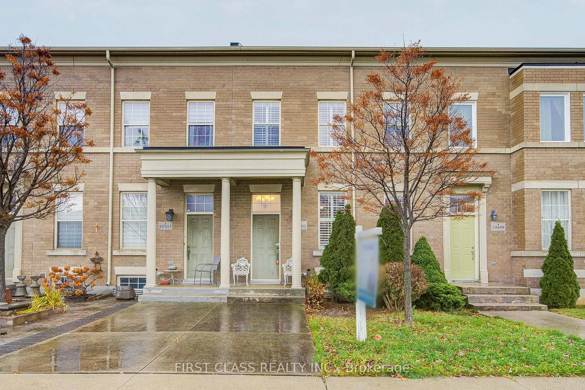 Front of 10501 Woodbine Avenue