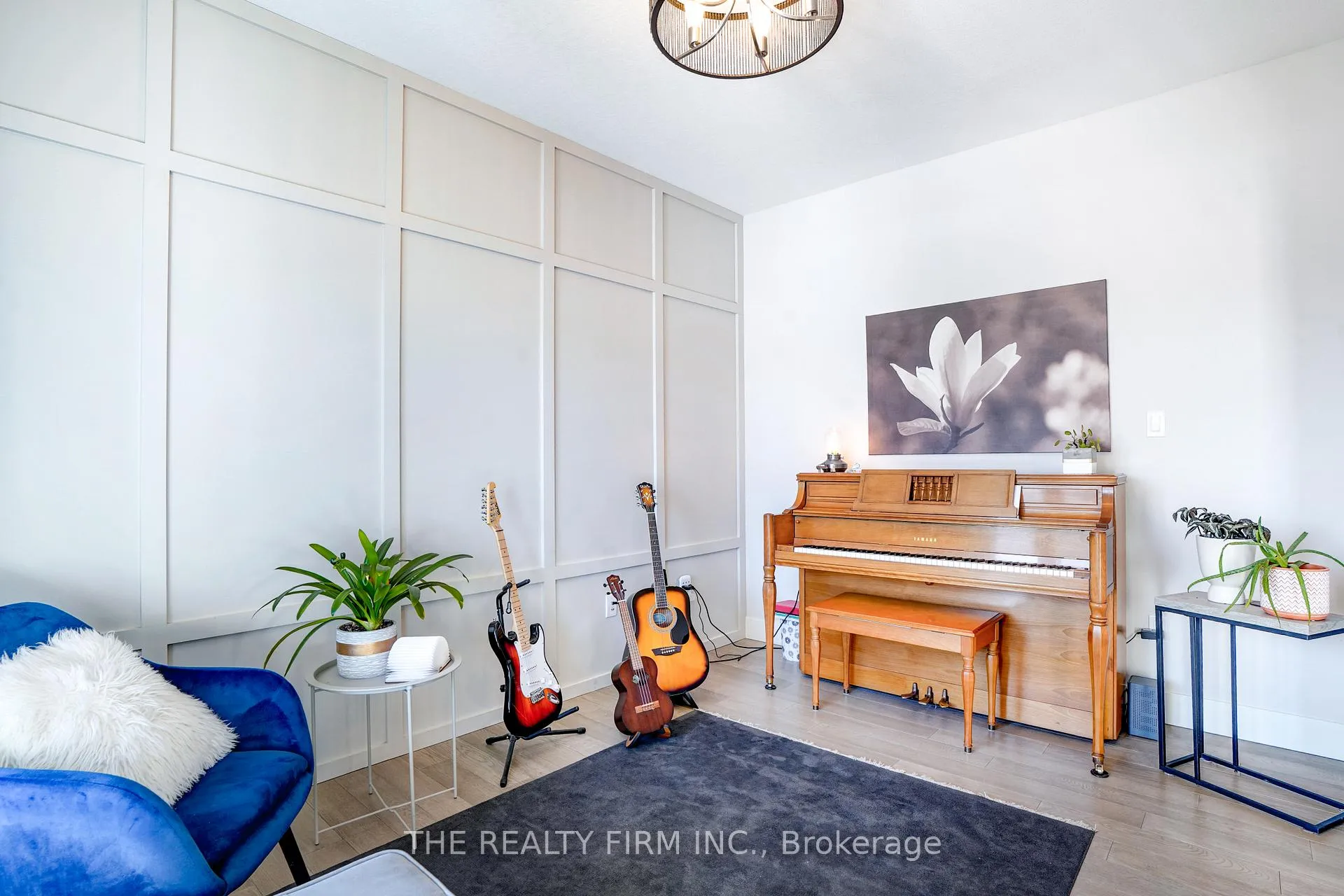 Photo 7 of 110 Stuart Avenue, Lucan Biddulph, Lucan — HOMEH