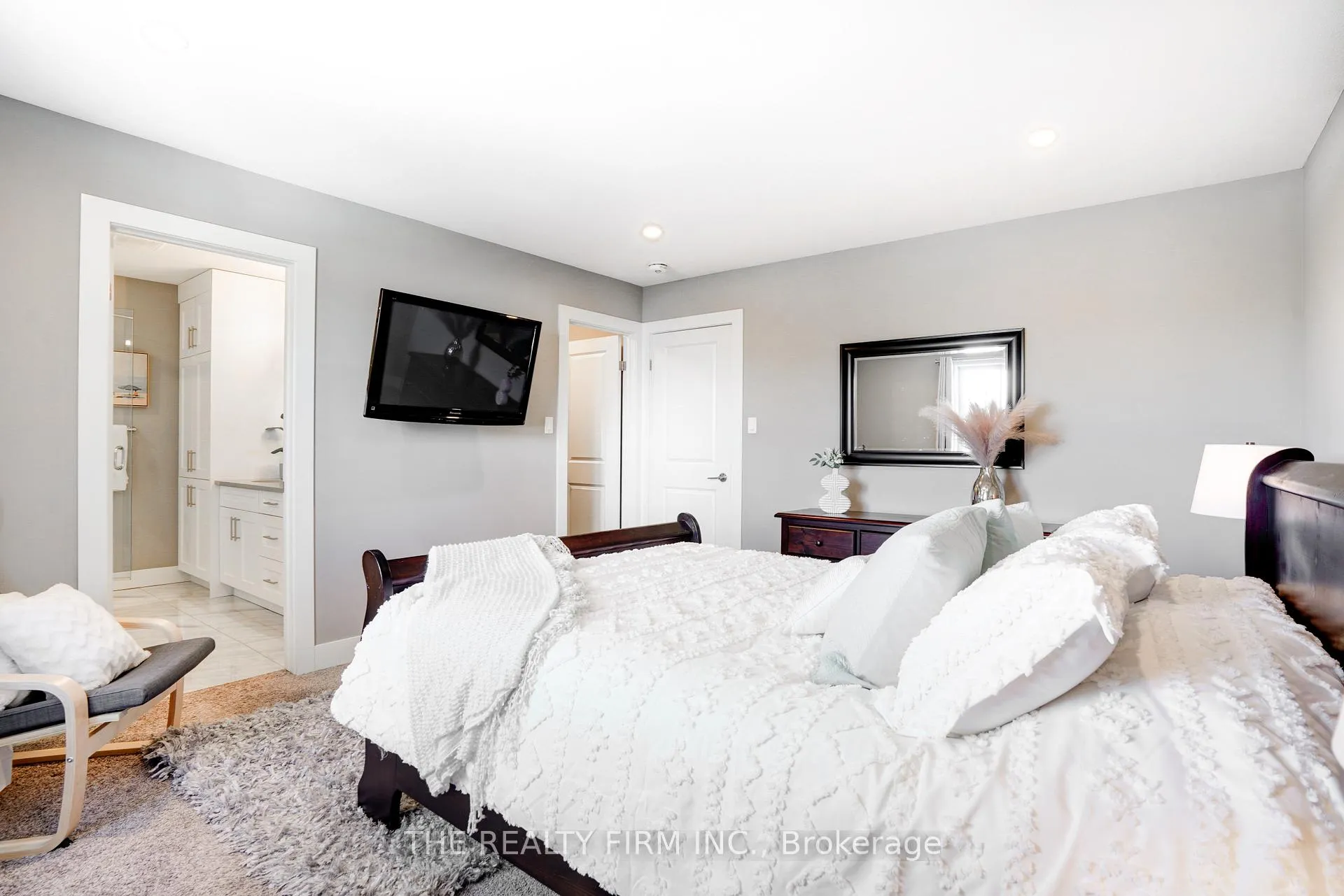 Photo 21 of 110 Stuart Avenue, Lucan Biddulph, Lucan — HOMEH