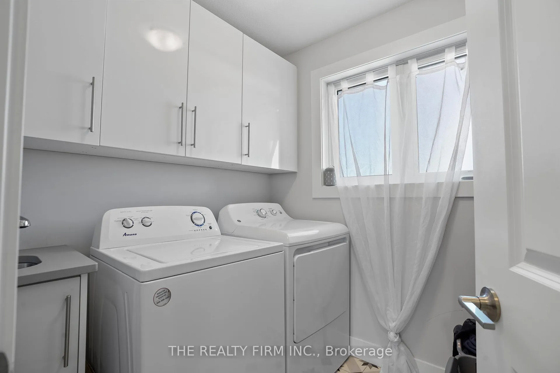 Photo 30 of 110 Stuart Avenue, Lucan Biddulph, Lucan — HOMEH