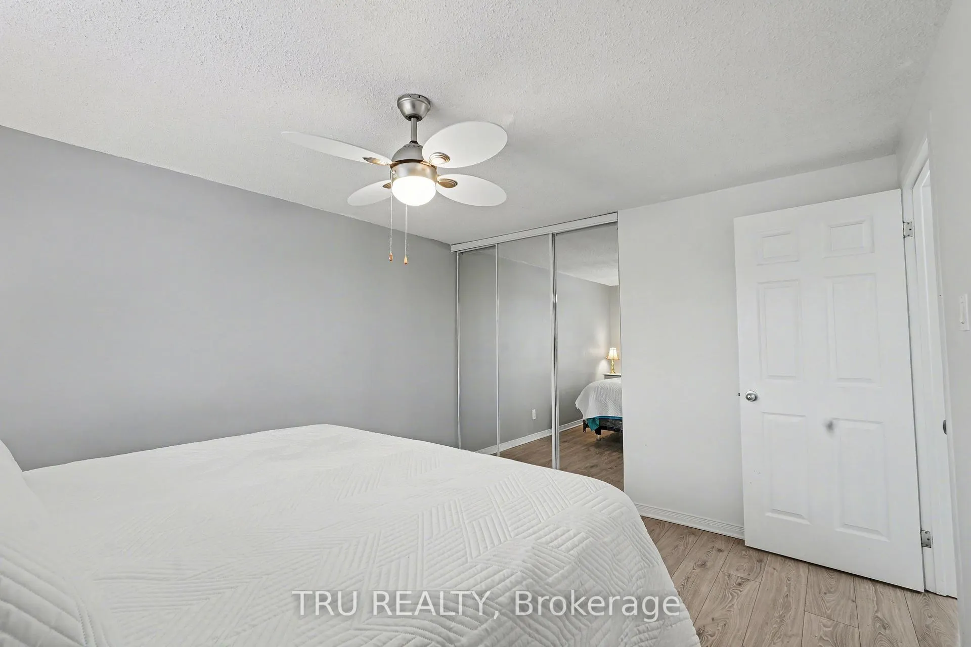 Photo 9 of 463F Moodie Drive, Ottawa, Arbeatha Park — HOMEH