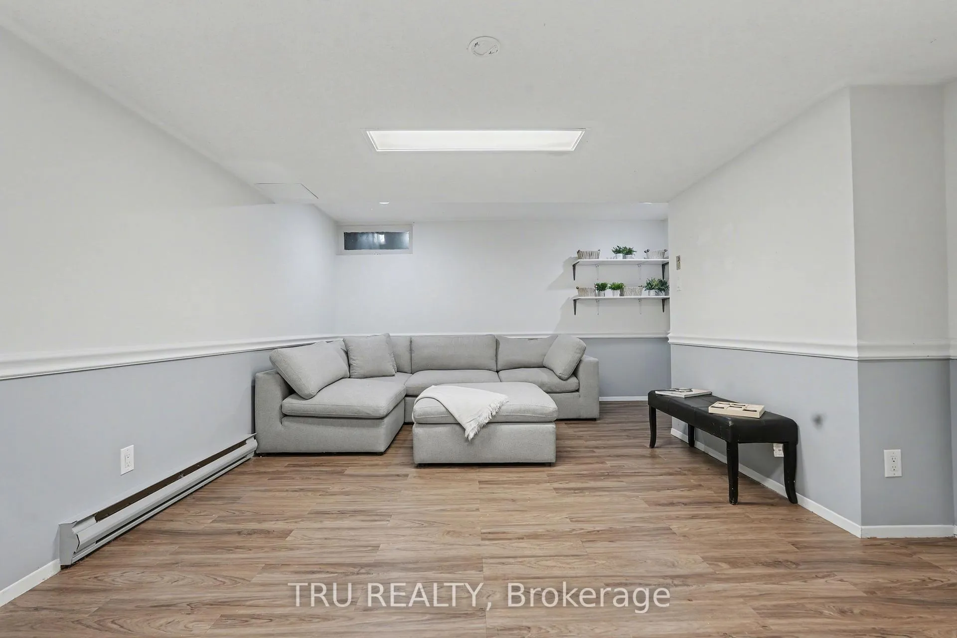 Photo 15 of 463F Moodie Drive, Ottawa, Arbeatha Park — HOMEH