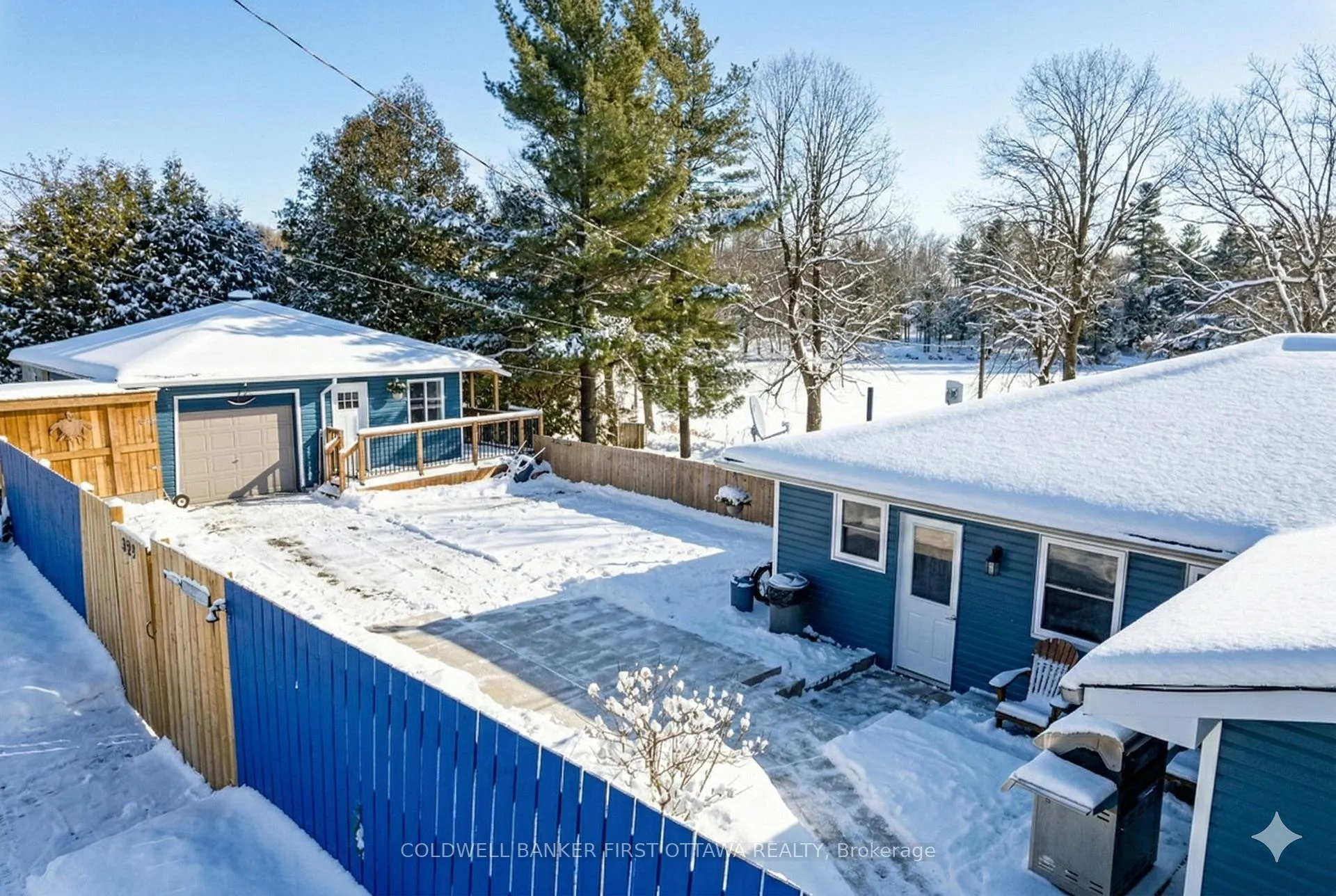 Photo 4 of 889 Jones Point Road, Tay Valley, Bathurst/Burgess & Sherbrooke (North Burgess) Twp — HOMEH