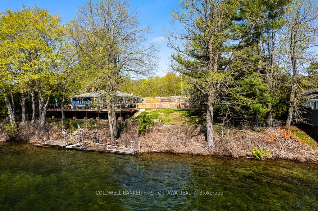 Photo 7 of 889 Jones Point Road, Tay Valley, Bathurst/Burgess & Sherbrooke (North Burgess) Twp — HOMEH