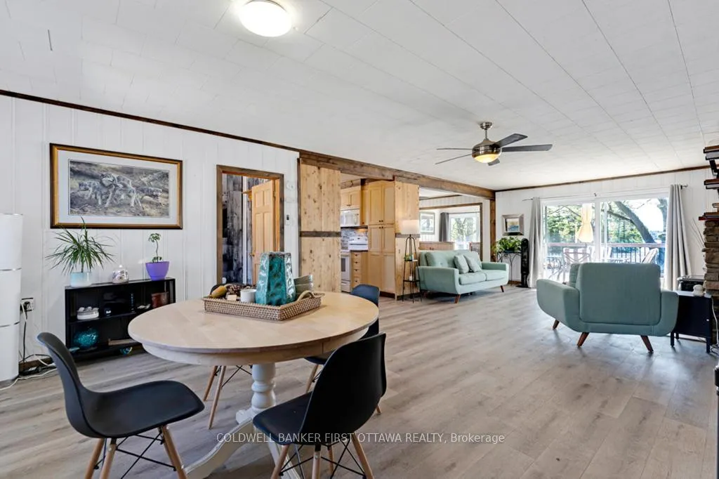 Photo 15 of 889 Jones Point Road, Tay Valley, Bathurst/Burgess & Sherbrooke (North Burgess) Twp — HOMEH