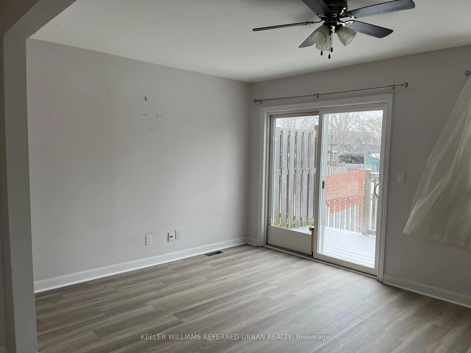 Photo 6 of 46 Sanford Street, Barrie, Sanford — HOMEH