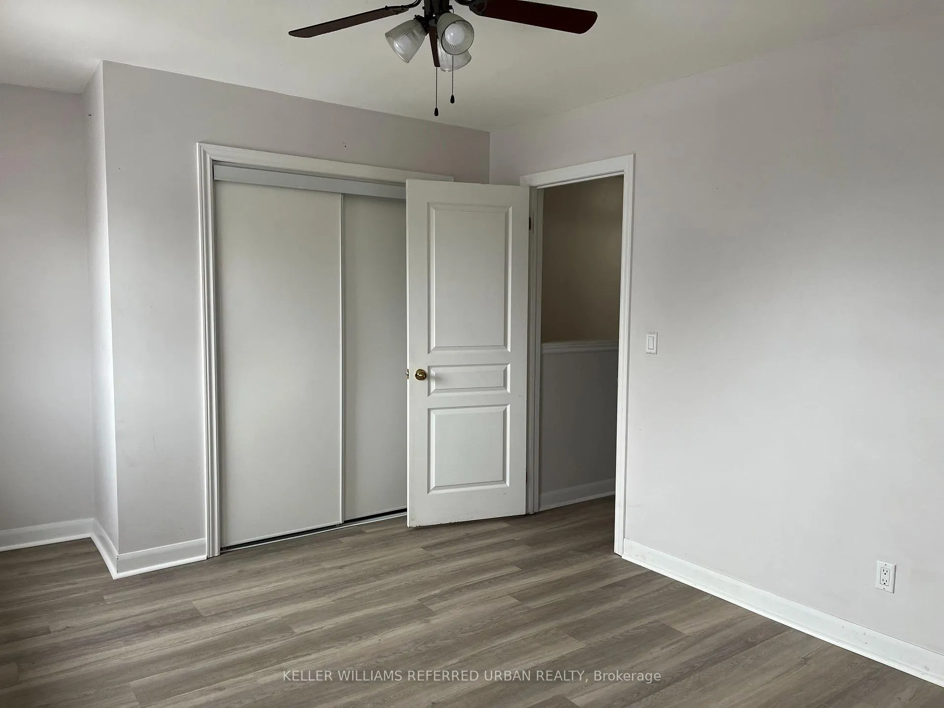 Photo 15 of 46 Sanford Street, Barrie, Sanford — HOMEH