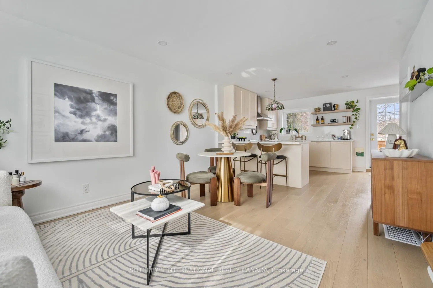 Photo 5 of 114 Glenvale Boulevard, Toronto, Leaside — HOMEH