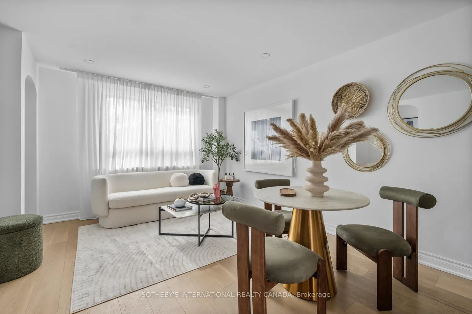 Photo 7 of 114 Glenvale Boulevard, Toronto, Leaside — HOMEH