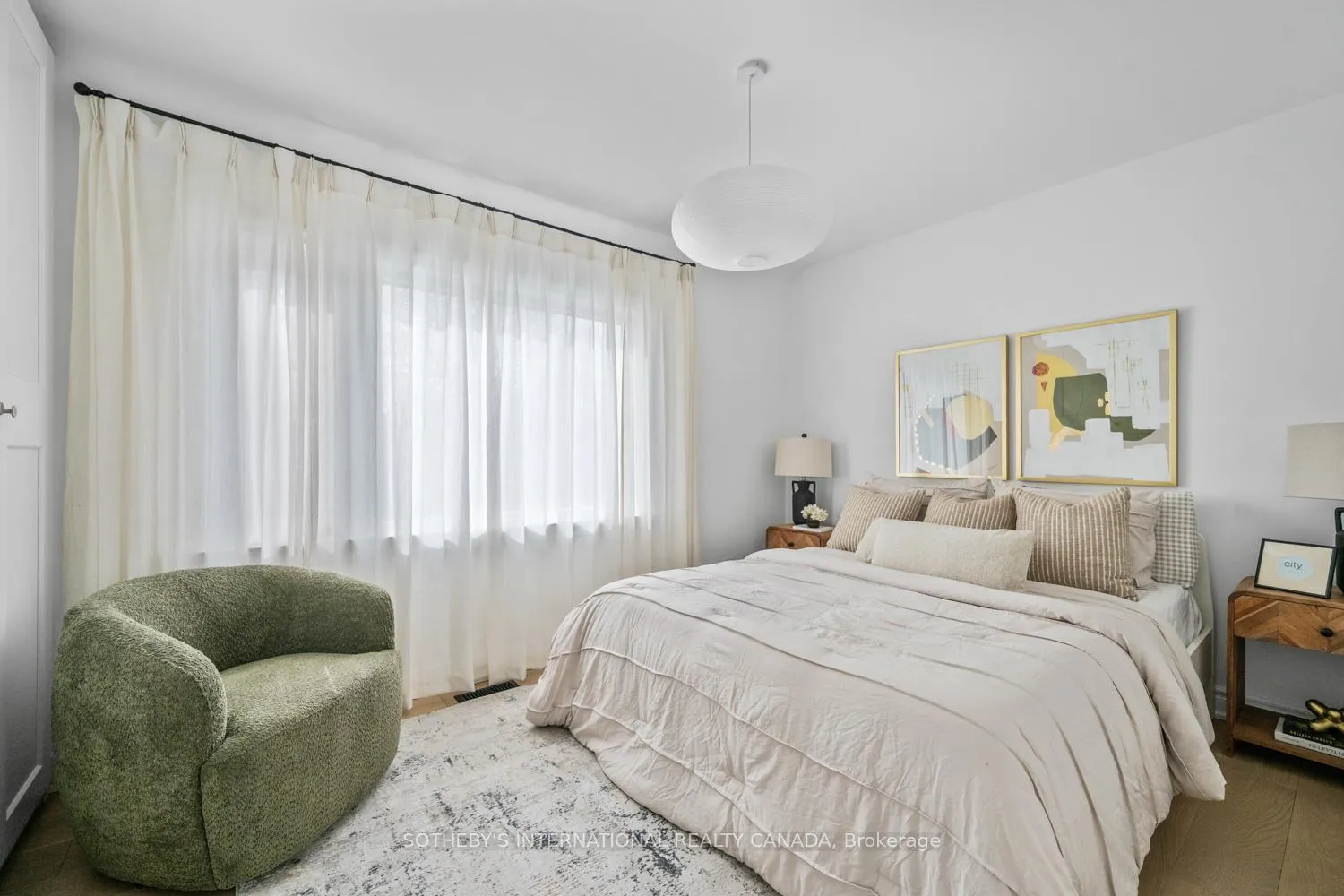 Photo 17 of 114 Glenvale Boulevard, Toronto, Leaside — HOMEH