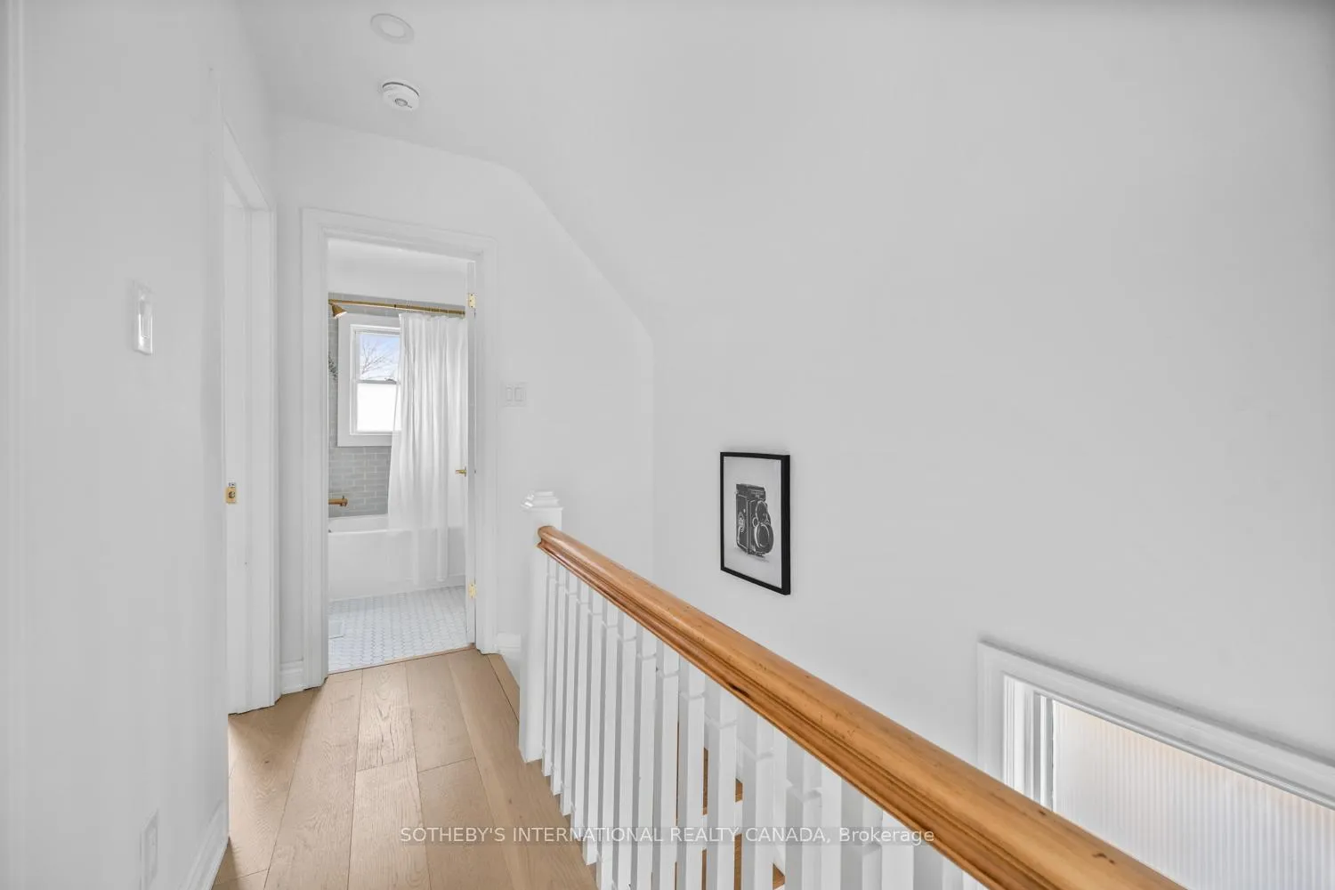Photo 19 of 114 Glenvale Boulevard, Toronto, Leaside — HOMEH