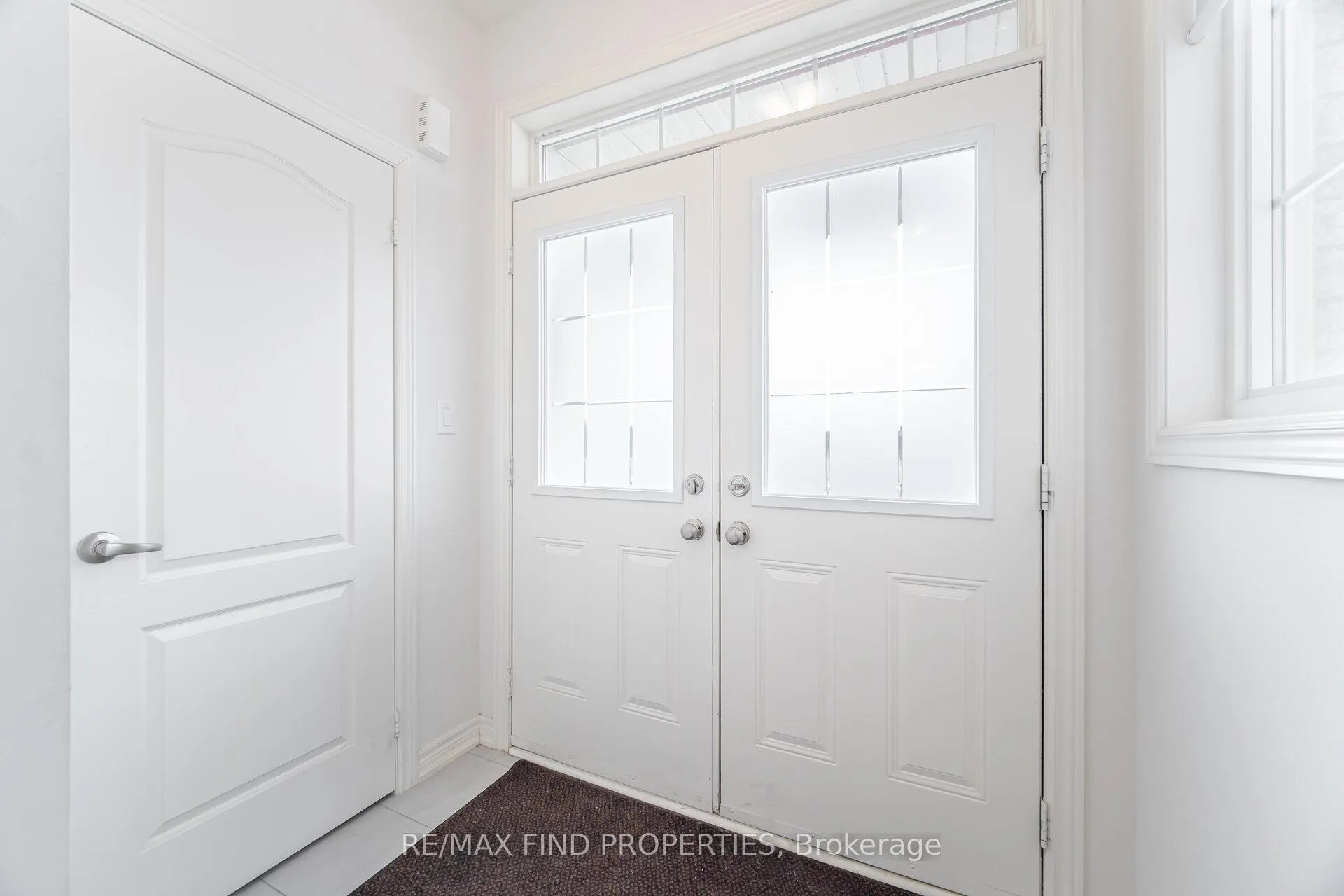 Photo 7 of 361 Skinner Road, Hamilton, Waterdown — HOMEH