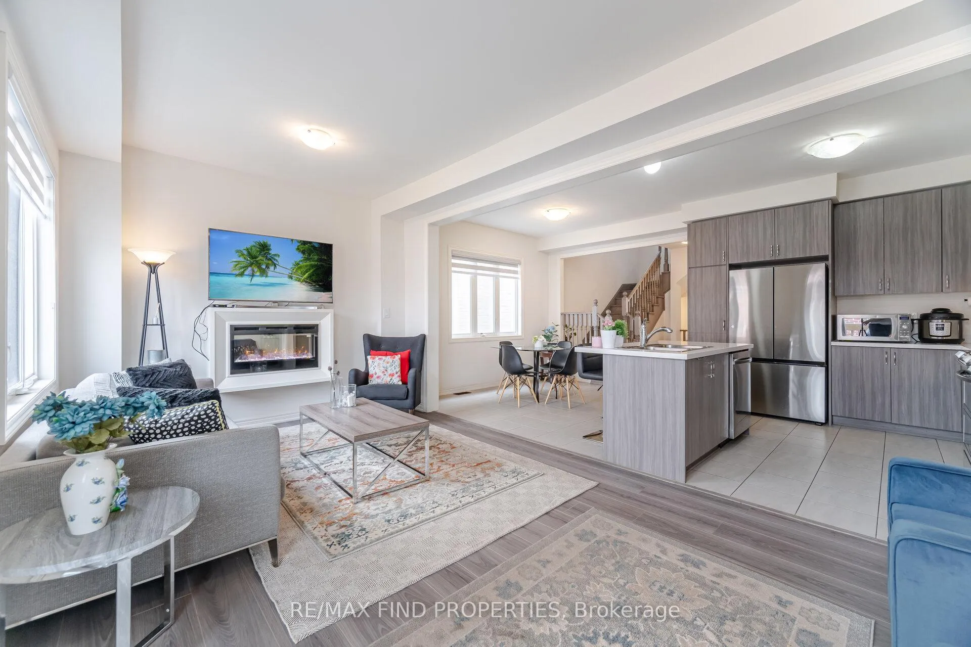 Photo 17 of 361 Skinner Road, Hamilton, Waterdown — HOMEH