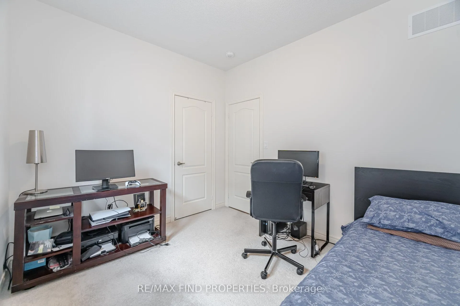 Photo 33 of 361 Skinner Road, Hamilton, Waterdown — HOMEH
