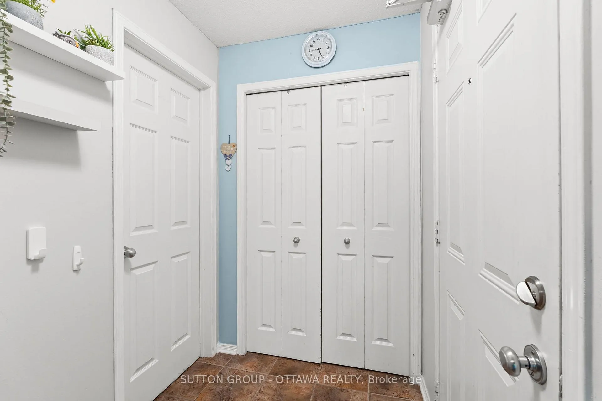 Photo 5 of 159 Keltie Private, Ottawa, Barrhaven - Longfields — HOMEH