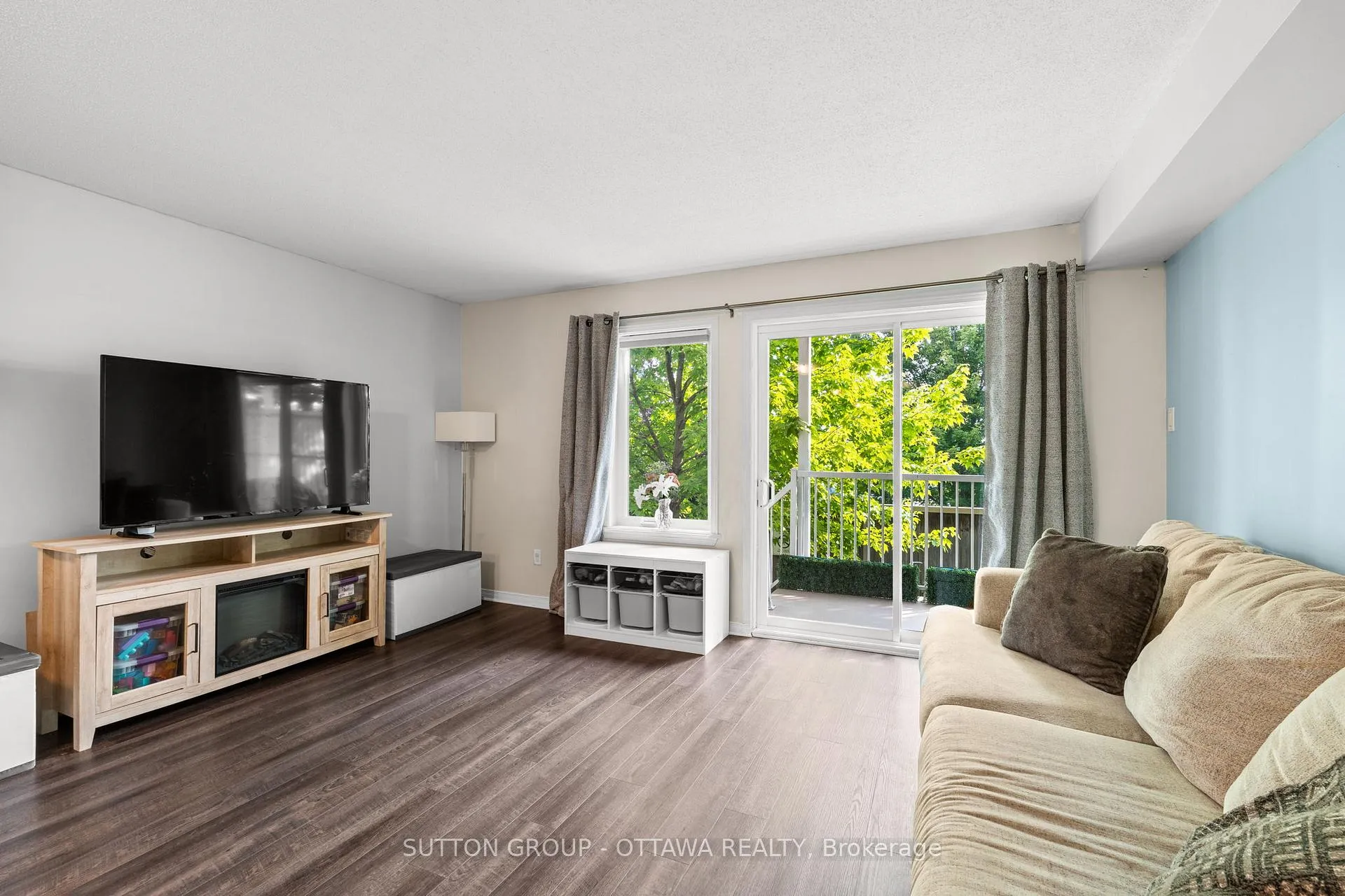 Photo 14 of 159 Keltie Private, Ottawa, Barrhaven - Longfields — HOMEH
