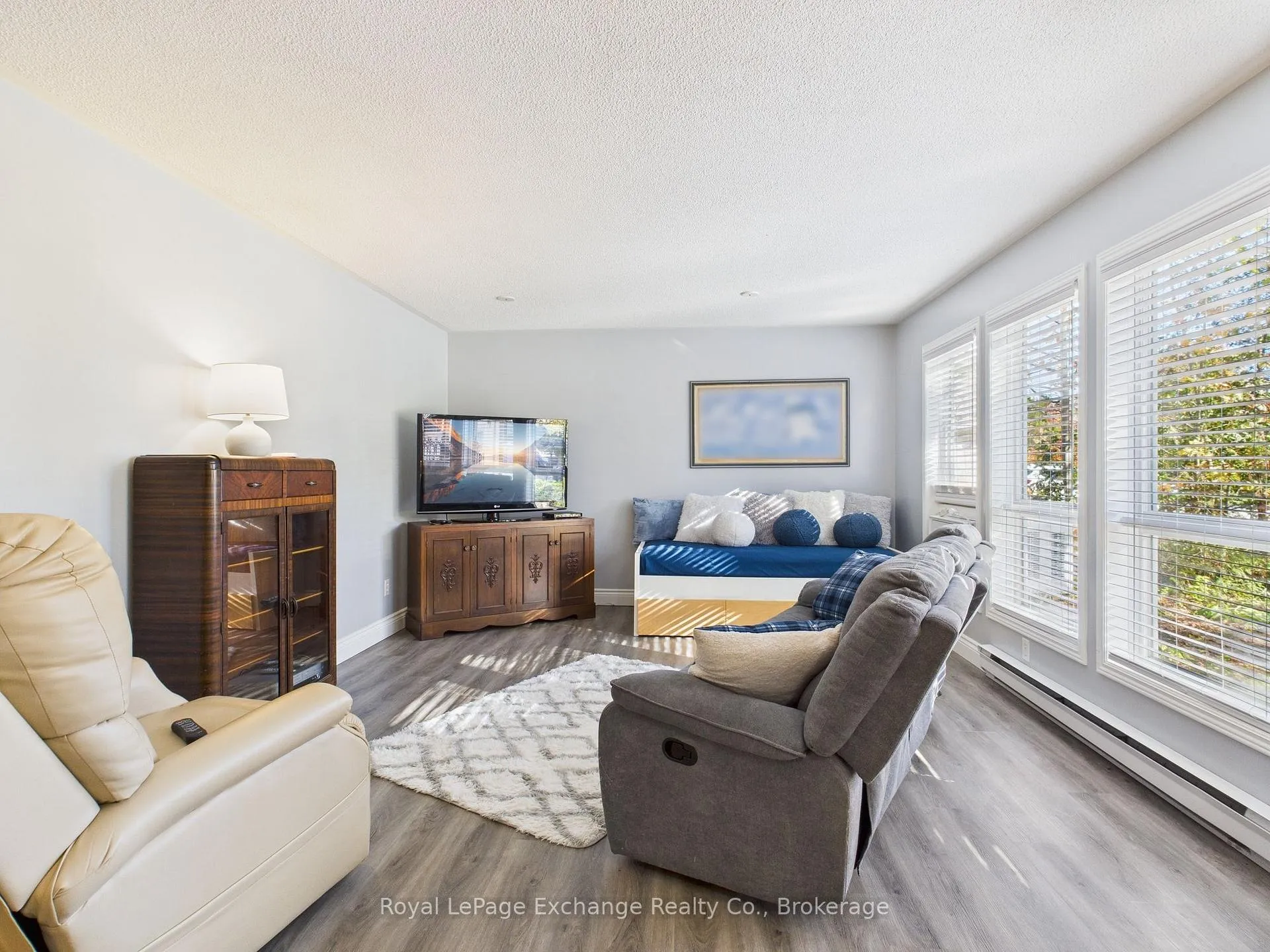 Photo 3 of 390 Macdougall Drive, Kincardine — HOMEH
