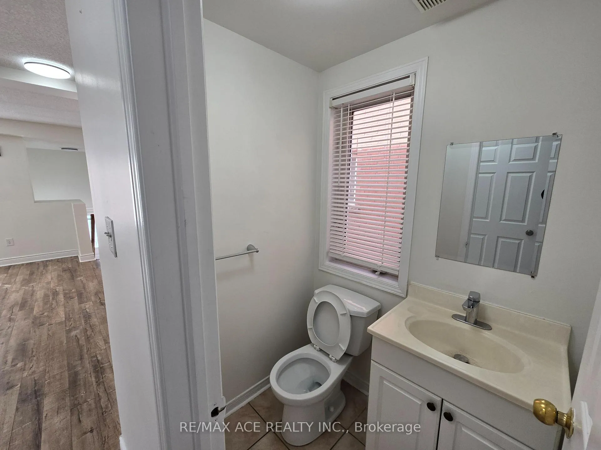 Photo 20 of 52 Domenico Crescent, Brampton, Bram East — HOMEH