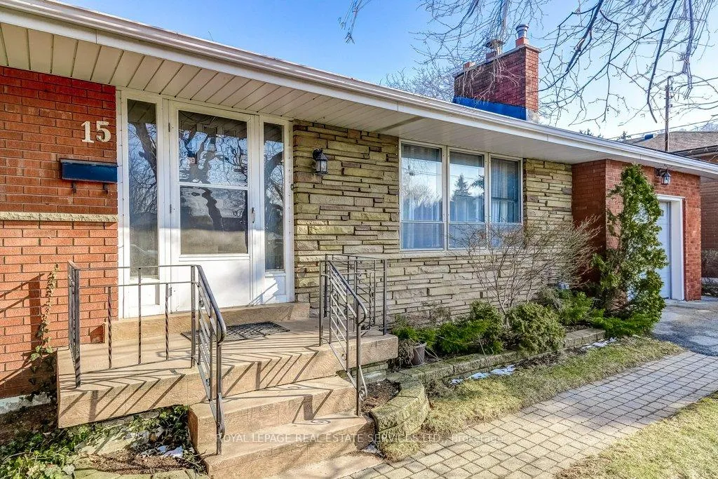 Photo 5 of 15 Loma Drive, Hamilton, Stoney Creek — HOMEH