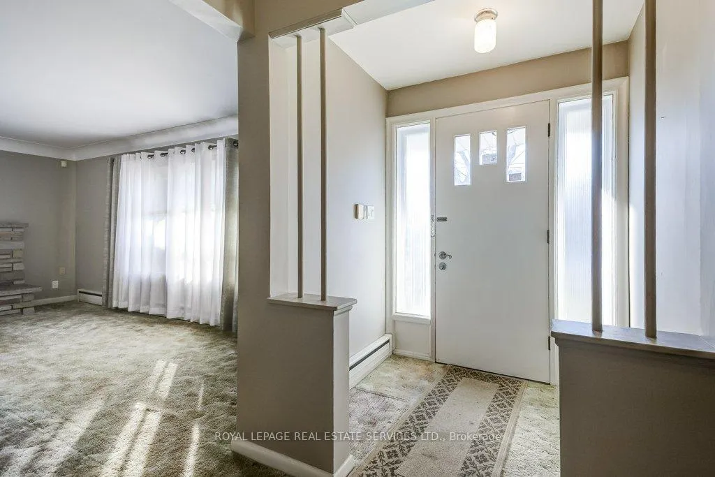 Photo 6 of 15 Loma Drive, Hamilton, Stoney Creek — HOMEH