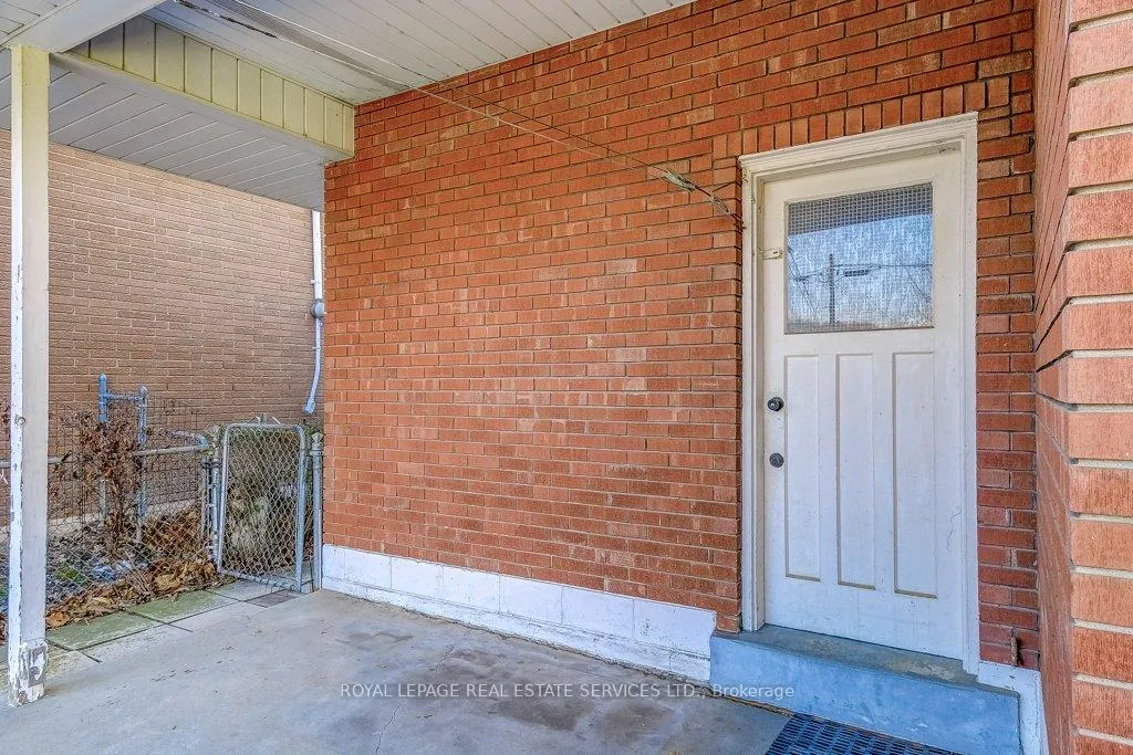Photo 30 of 15 Loma Drive, Hamilton, Stoney Creek — HOMEH
